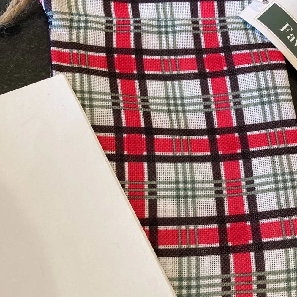 25 Favor Gift Drawstring Party bags - red green black plaid - NWT